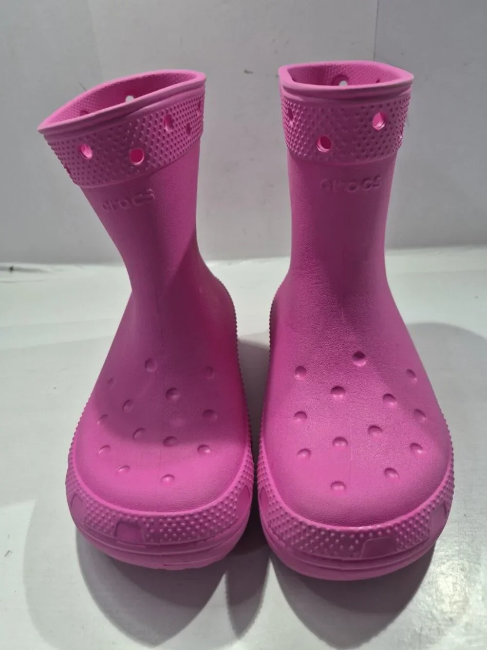 Crocs Classic Boot Girls Size 4Y Pink Pull On Comfort Boots Shoes Style 208544